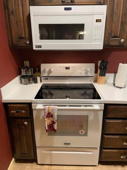 Cedar Mountain Suite D Grants Pass Zewnętrze zdjęcie